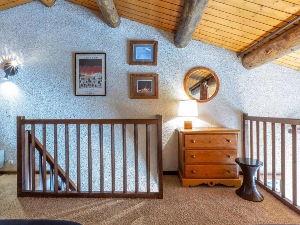 Apartment Charmant Duplex Montagnard Avec Grande Terrasse, Proche Du Vieux Village De Val-D'Isere - Fr-1-694-198